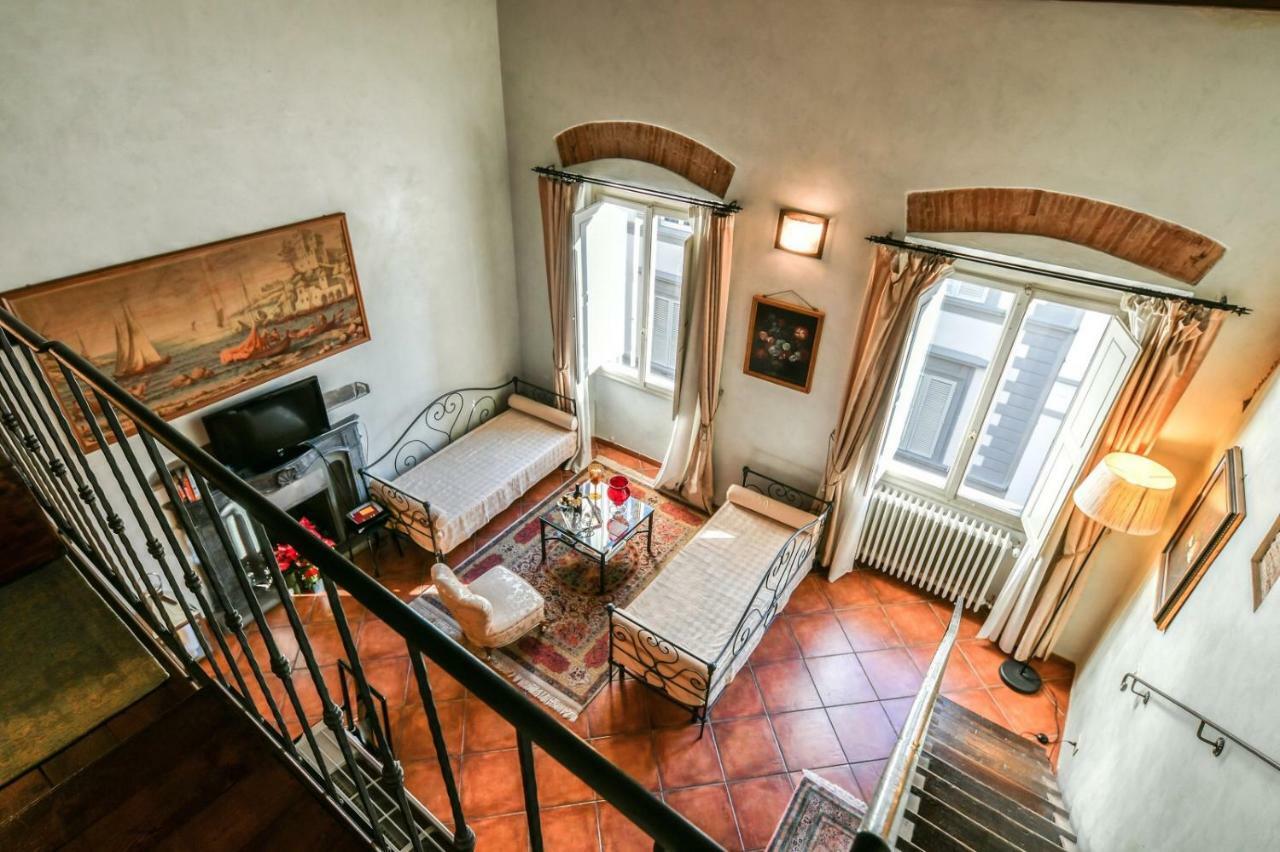Romantic Terrace Apartment Florenz
